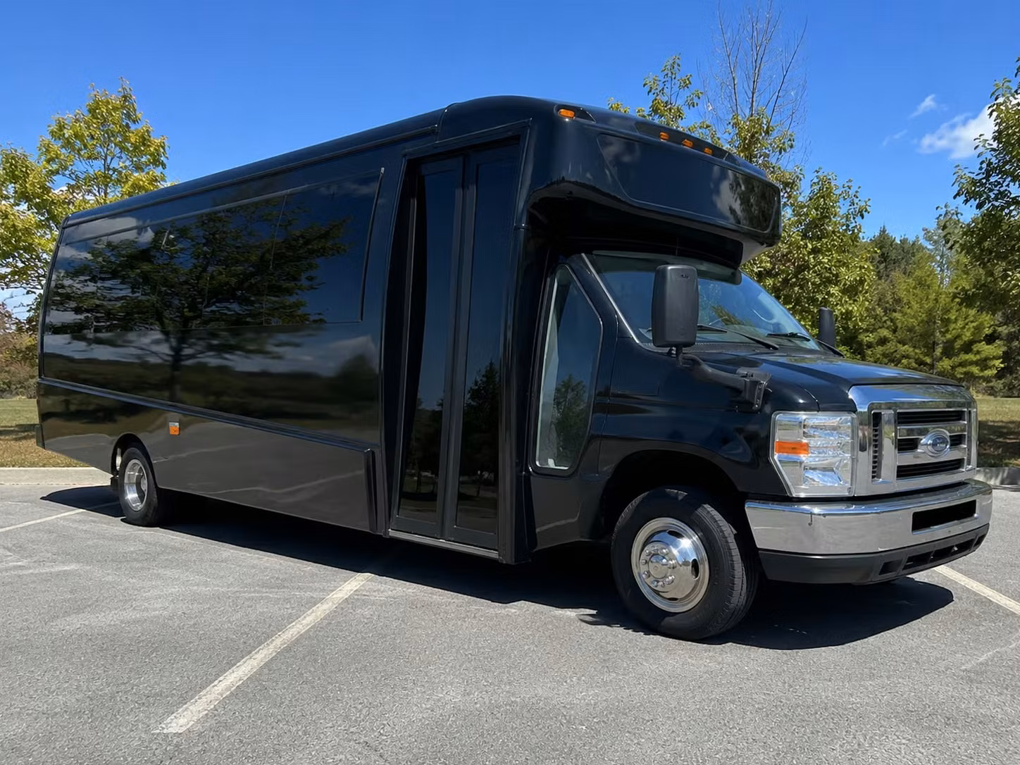 15 passenger minibus