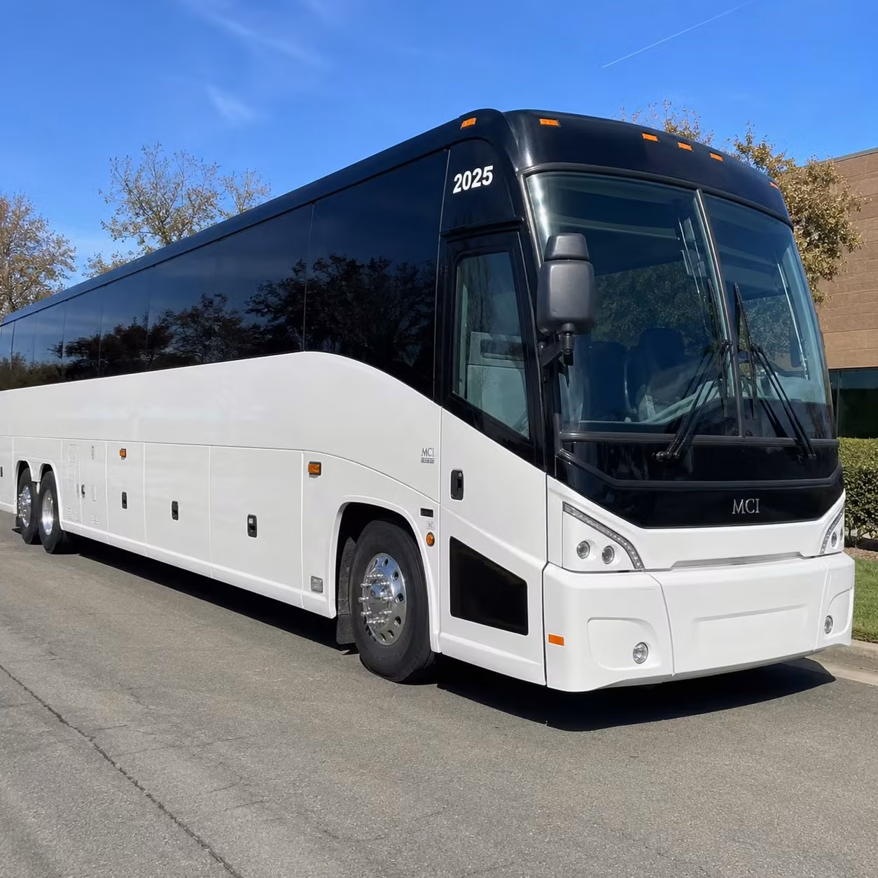 anaheim convention center corporate shuttle services