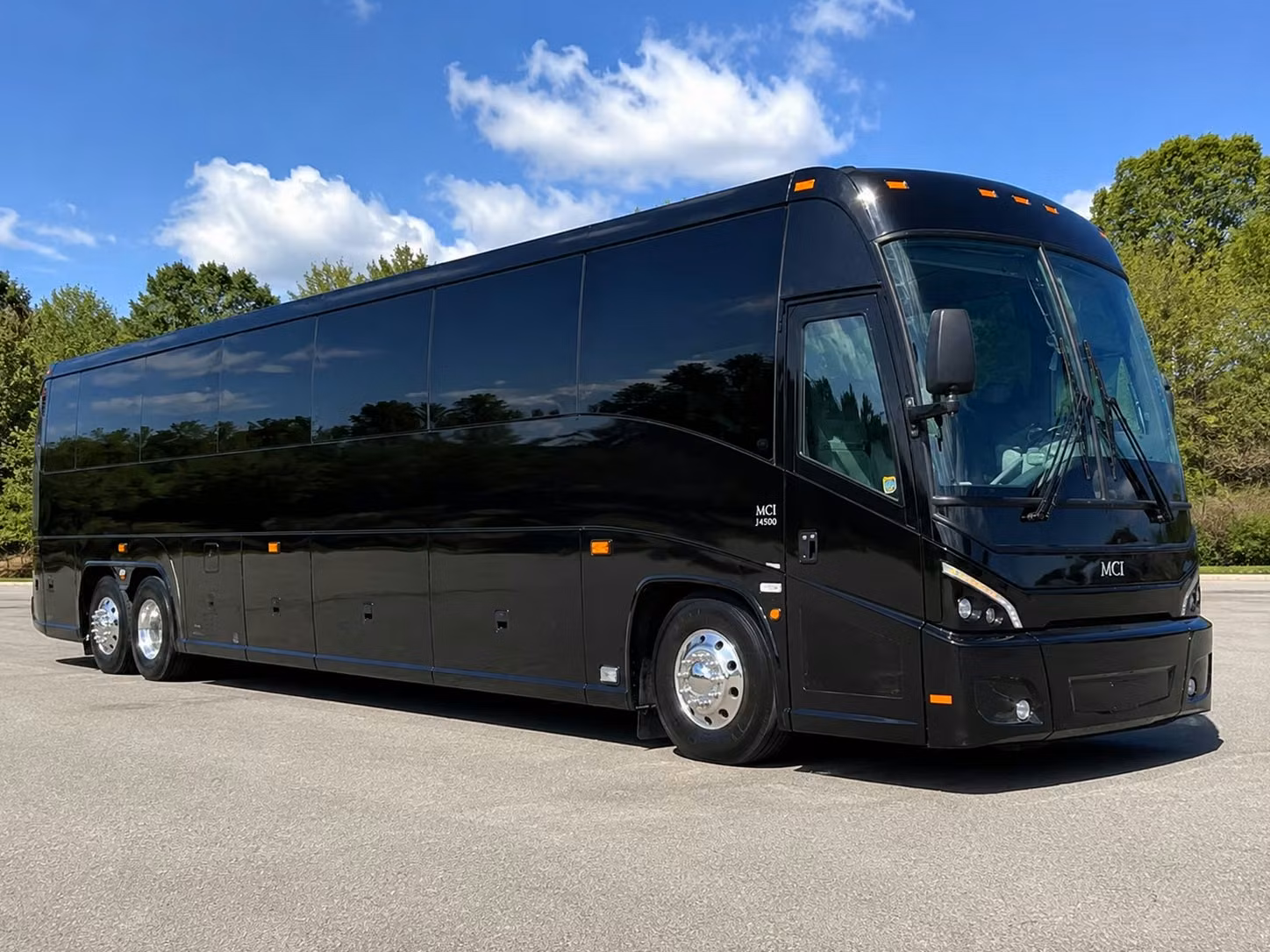 bus rentals for anaheim proms homecomings